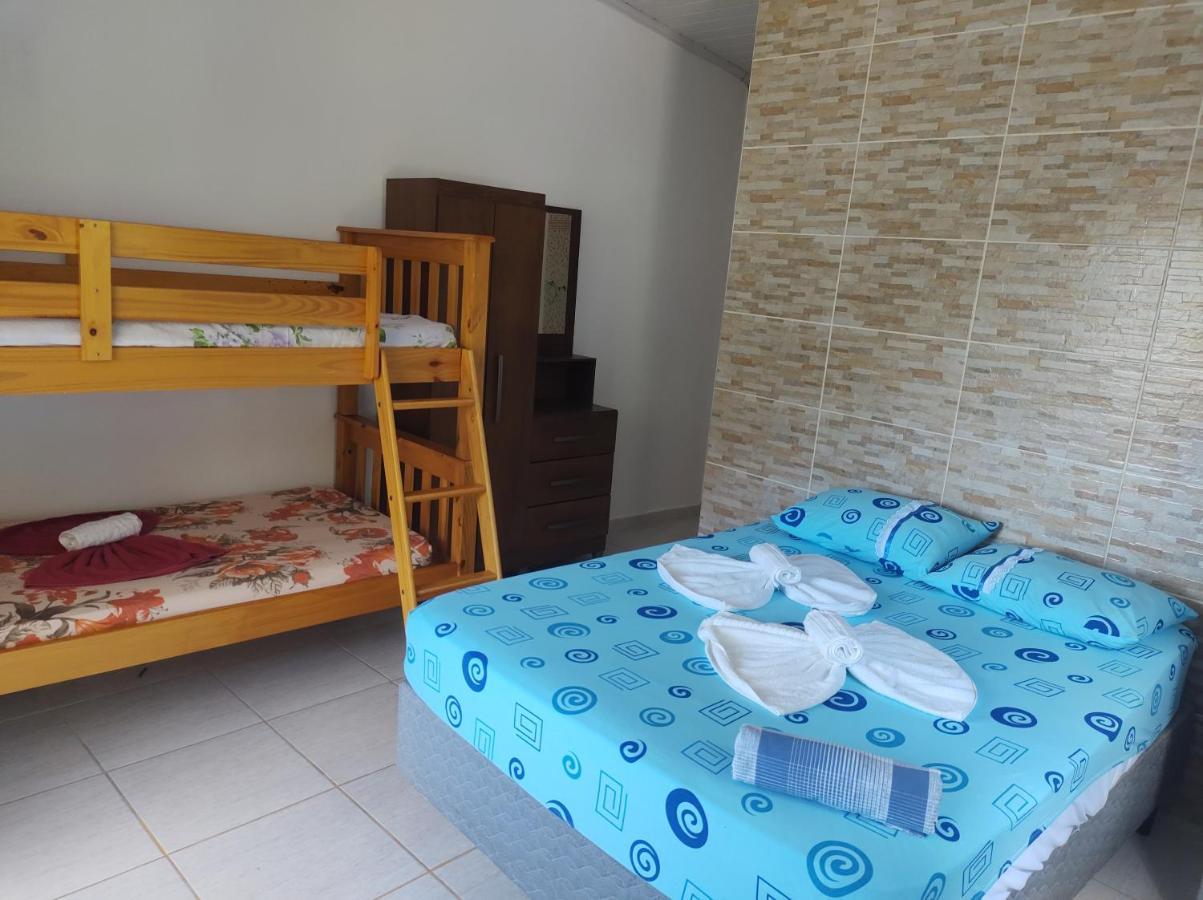 Suites Carla E Carol Praia de Araçatiba Екстериор снимка